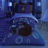 Lenjerie de pat Disney Masha și Ursul Glow, cu Masha și Ursul sub stele, design albastru și mov, 3 piese, bumbac