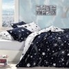 Lenjerie de pat Story Home Star din bumbac 100% ranforce, cu design stelar alb pe fundal albastru închis și alb