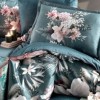Lenjerie de pat La Romano Annamaria Tapestry bumbac satinat 300 TC cu flori roz pe fundal verde petrol