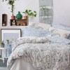 Lenjerie de pat din bumbac 100% ranforce, model Alessi Blue, motive florale în nuanțe de albastru și gri