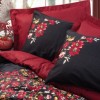 Lenjerie de pat Desire-Red cu nuanțe de roșu și negru, floricele colorate
