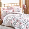 Lenjerie pat dublu bumbac 100% ranforce Cotton Box Juana Pink, design floral roz și gri pe fundal alb.
