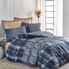 Lenjerie pat dublu bumbac 100% ranforce Cotton Box Silvio Mink, design elegant în carouri și motive paisley în albastru, bej și alb.