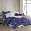 Lenjerie de pat cu model abstract albastru închis și alb, design contemporan