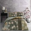 Lenjerie de pat TAC Lavinia din bumbac satinat 100%, model floral clasic in nuante de verde si bej, cu flori crem si roz pal