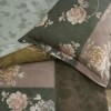 Lenjerie de pat TAC Lavinia din bumbac satinat 100%, model floral clasic in nuante de verde si bej, cu flori crem si roz pal