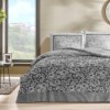 Lenjerie de pat florală gri-negru TAC Amelia, model floral pe fundal gri și negru, set de 5 piese din mako-satin