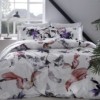 Lenjerie de pat dublu satin de lux TAC model Garoa cu imprimeu floral digital și culori pastelate, fabricată din 100% bumbac satinat.