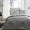 Lenjerie de pat dublu satin de lux TAC model Grona gri cu imprimeu baroc digital, fabricată din 100% bumbac satinat.