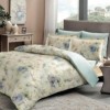 Lenjerie de pat Prelude cu imprimeu cu flori pastelate în nuanțe de albastru, verde și galben, din bumbac satinat 100%, set de 6 piese