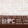 Lenjerie de pat Beverly Hills Polo Club în nuanțe de maro și bej, cu design texturat și logo iconic.
