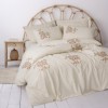 Lenjerie pat in si bumbac cu broderie florala, Cotton Box, Kaneli Bej – 6 piese, crem cu flori stilizate scorțisoara