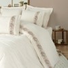 Lenjerie pat in si bumbac cu broderii Floro Crem - Cotton Box, 6 piese, crem cu model floral bej