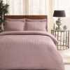 Lenjerie de pat Place cu dungi elegante în nuanțe de lila, din bumbac satinat 100%, set de 6 piese