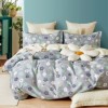 Lenjerie de pat percale cu floricele albastre, albe și gri pe fundal gri, din bumbac 100%, set 3 piese, pat de o persoană, fabricată în România