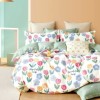Lenjerie de pat percale cu lalele roz și galbene și flori albastre pe fundal alb, din bumbac 100%, set 3 piese, pat de o persoană, fabricată în România