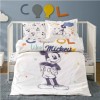 Lenjerie de pat pentru pătuț bebeluși, Disney Mickey Mouse, bumbac 100%, model Cool Mickey și culori pastelate.