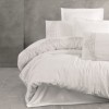 Lenjerie de pat din bumbac satinat Brode Saten Cotton Box, set 6 piese, design elegant cu broderii subtile, culoare alb pur.