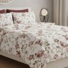 Lenjerie de pat dublu alba cu flori vintage roz/bej pe fond deschis cu cearceaf uni maro