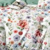 Lenjerie pat dublu model flori de primavara multicolore 1+1 gratis microfibra