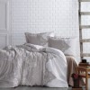 Lenjerie de pat din bumbac 100% ranforce cu design baroc în nuanțe de gri și alb pe fundal alb