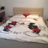 Lenjerie de pat dublu Disney Perfect Match, imprimeu alb negru roșu, Minnie și Mickey Mouse, 4 piese, bumbac