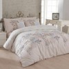 Lenjerie de pat din bumbac ranforce Bahar Home Sayanora V2 cu design elegant în nuanțe de bej și albastru pastel, cu motive vegetale și geometrice.