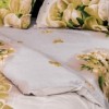 Lenjerie de pat dublu cu imprimeu 3D de flori albe delicate pe fundal alb. Lenjerii de pat 1+1 gratis.