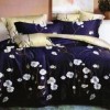 Lenjerie de pat dublu cu model flori albe pe crengute maro, pe fundal albastru inchis si crem, set 4 piese
