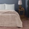 Pătură bumbac și fibră mixtă 200x220 cm, model geometric bej, marca TAC, moale și călduroasă.