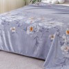 Pătură cocolino lavandă cu imprimeu floral alb și portocaliu – 200x230 cm
