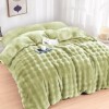 Patura cocolino verde deschis 200x230cm, imitatie a blanii de iepure, moale si calduroasa