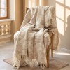 patura Ravin Bej First Choice Daily 200x220 cm din bumbac si acril cu model bej crem si franjuri decorative