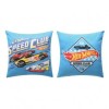 Pernuță decorativă Disney Hot Wheels, dimensiune 40x40 cm, bumbac 100%, imprimeu albastru roșu galben, dinamism în camera copiilor.