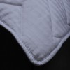 Pilota lână 100% naturală cu față din damasc, gri antracit, dimensiune 160x210 cm, fabricată în România