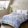 Pilota polar bleu TAC 155x215 cm, matlasata in romburi, ideala pentru sezonul rece