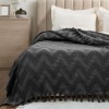 Pled bumbac reciclat Naomi Antracit 200x230 cm cu ciucuri și model zig-zag