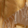 Prosop plaja XXL bumbac 100%, 100x180 cm, galben cu franjuri, ultra absorbant și compact.