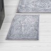 Set 2 covorase baie Tropik Home Elite gri din bumbac cu model embosat, dimensiuni 60x100 si 50x60 cm