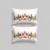 Set 2 fete de perna Craciun Koa 50x70 cm cu gnomi, casuta inzapezita, brazi si reni pe fundal crem