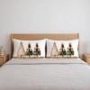 Set 2 fete de perna Craciun Leo 50x70 cm cu trei brazi verzi si bej, fundite champagne si stelute aurii