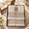 Set 2 prosoape bej Arliva Home cu broderie crengute si dantela, 50x90 si 70x140 cm