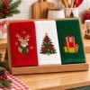 Set 3 prosoape Bucuria Craciunului, alb, rosu si verde, cu broderii brad, ren cu fular si cadouri, in cutie festiva