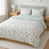 set cearceafuri 4 piese din bumbac satinat frunze verzi, 2 cearceafuri pat 220x240 cm si 2 fete perna 52x72 cm