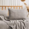 cuvertură maro din muselină jacquard Sortie Vizon gri-bej pentru pat matrimonial
