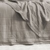 cuvertură maro din muselină jacquard Sortie Vizon gri-bej pentru pat matrimonial