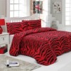 Set cuvertura matlasata 200x220cm+ 2 fete perna 50x70cm, Zebrax - Red