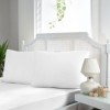 Set husa de pat cu elastic si 2 fete de perna, bumbac satinat, alb, 180x200 cm, potrivit pentru un dormitor elegant