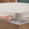 Set husa de pat cu elastic si fata de perna, bumbac ranforce, bej Moon Bean, 100x200 cm, potrivita pentru saltele de pana la 30 cm inaltime