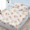 Set husa pat finet 160x200 cm cu elastic model floral bej piersiciu si 2 fete de perna
